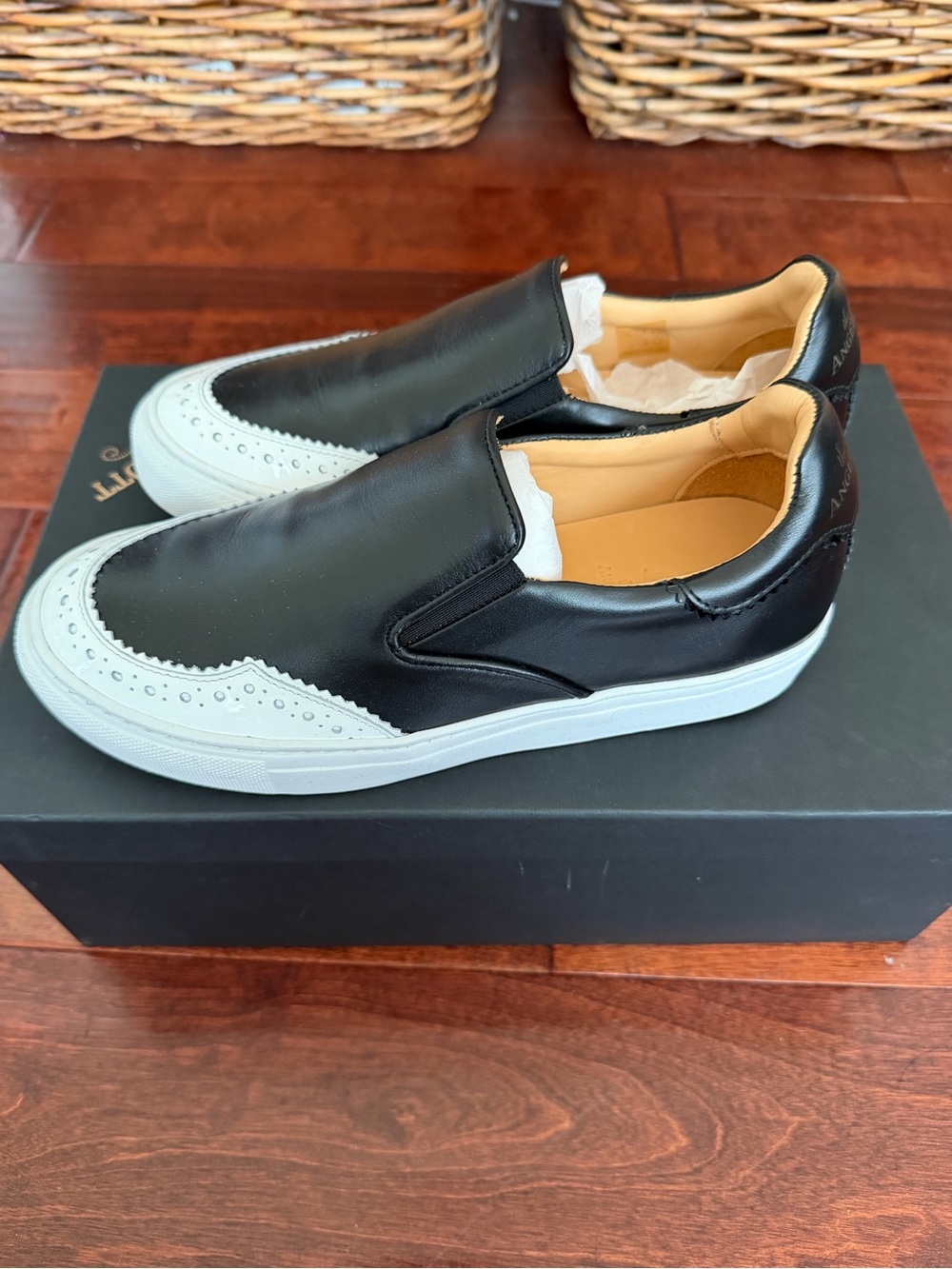 The Office of Angela Scott The Harper slip on sneaker 37.5 size 7.5